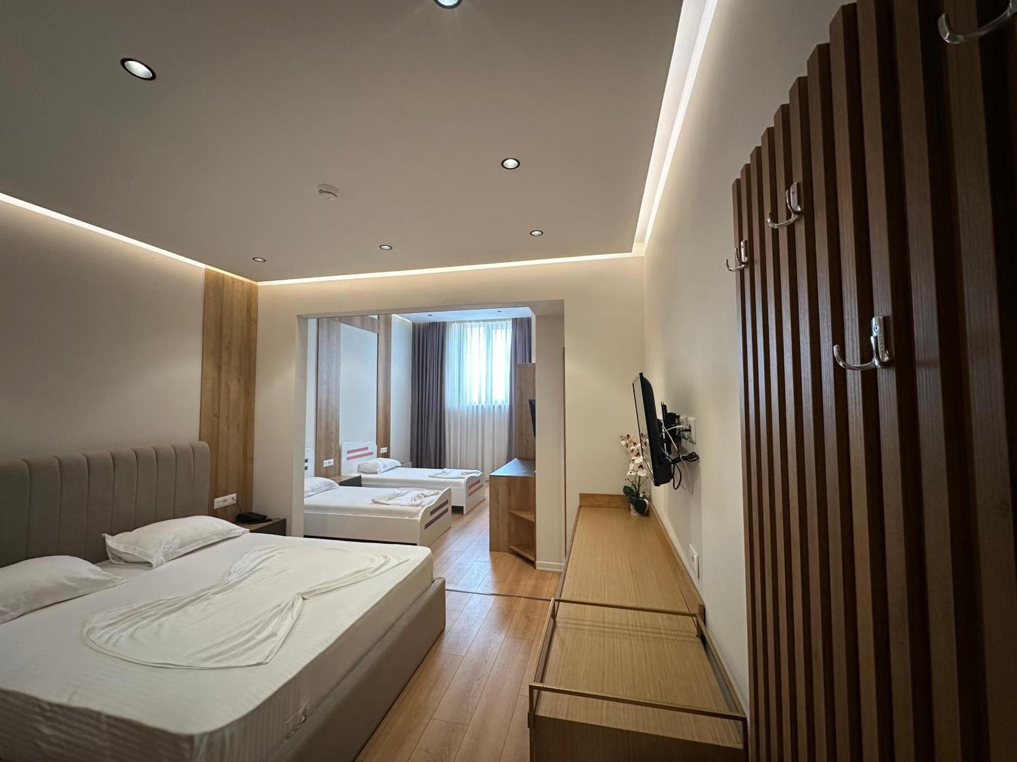 Hotel Colis Kamez Экстерьер фото