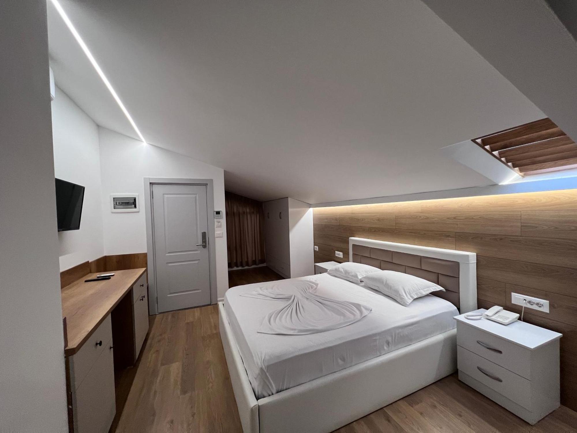 Hotel Colis Kamez Экстерьер фото