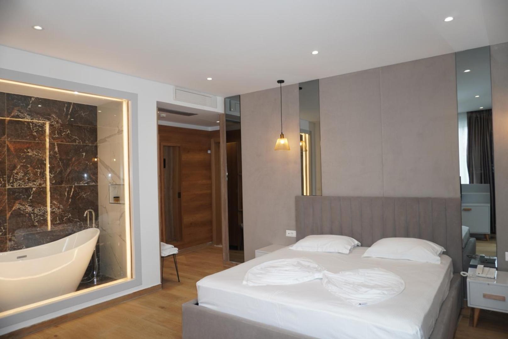 Hotel Colis Kamez Экстерьер фото