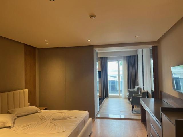 Hotel Colis Kamez Экстерьер фото